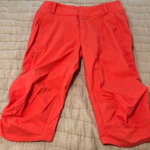 Helly Hansen size 31 Capri- Coral
